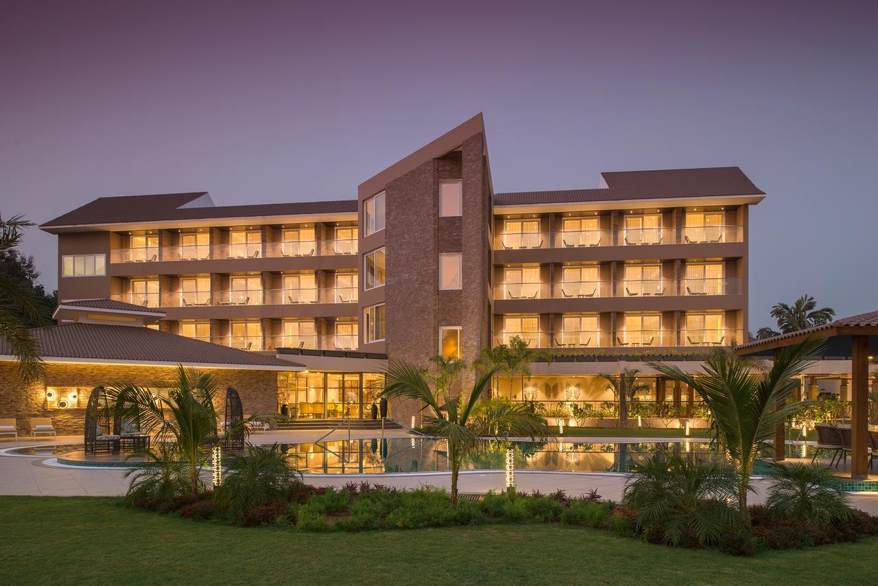 Kabir Hotel & Spa Vadodara Exterior photo